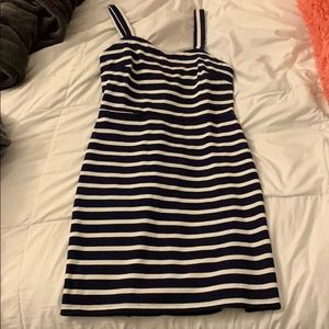 Old navy dress. Never worn.